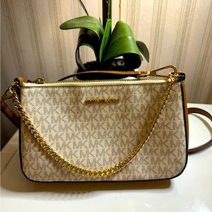 Michael Kors Chain Crossbody Bag